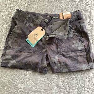 Women’s Prana Olivia shorts 5” Grey Camo REI 6